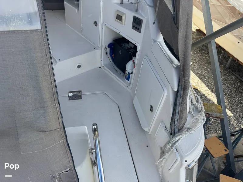 Slide: The Image of Regal 3060 Window Express 2004 - 15632113