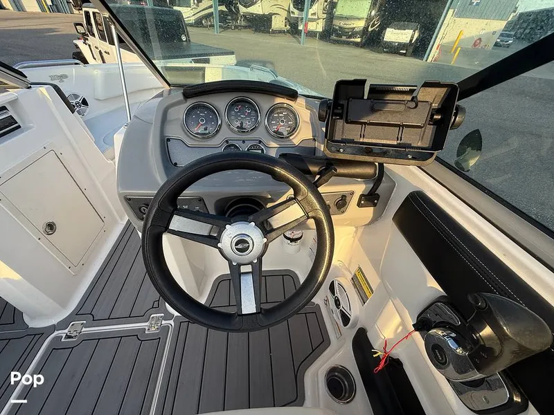 Slide: The Image of Chaparral H2O 21 Sport 2016 - 16097972