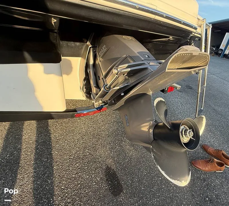 Slide: The Image of Chaparral H2O 21 Sport 2016 - 16097927