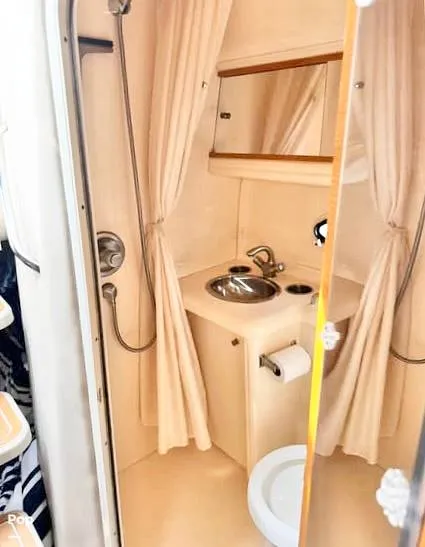 Slide: The Image of Larson Cabrio 330 2008 - 15685622