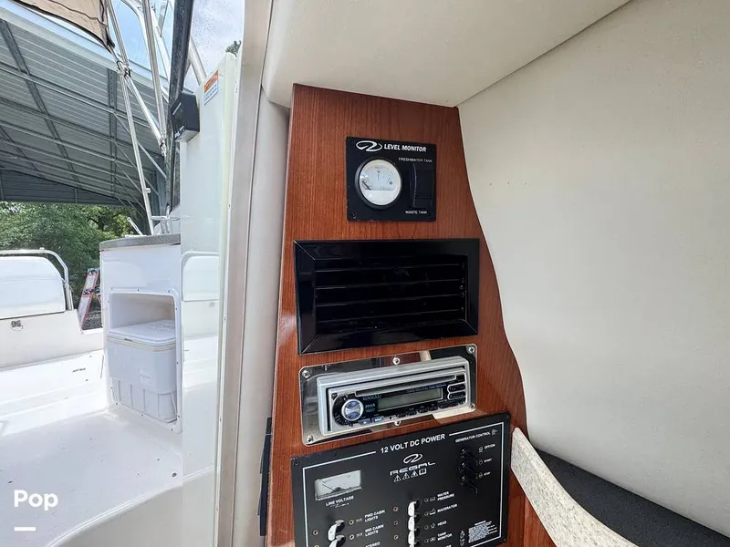 Slide: The Image of Regal Commodore 2665 2005 - 15694096