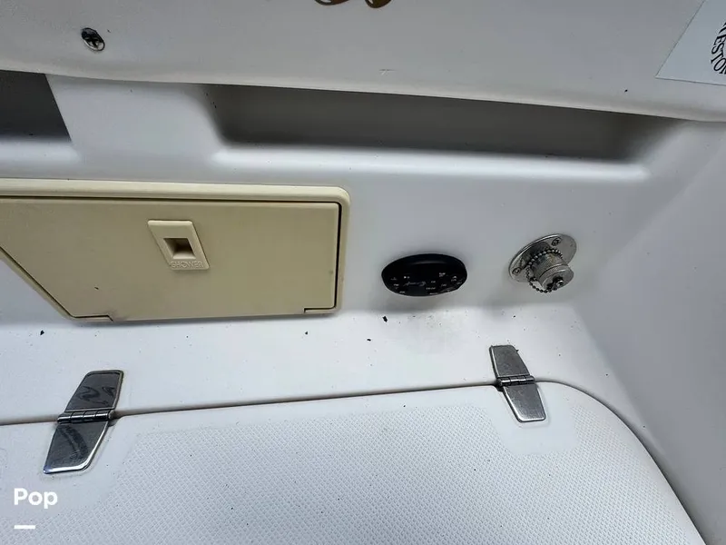 Slide: The Image of Regal Commodore 2665 2005 - 15694410