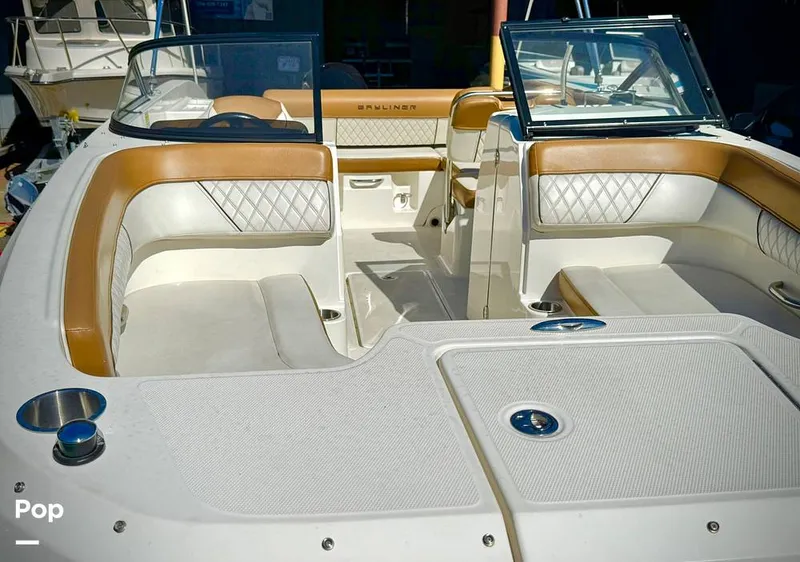 Slide: The Image of Bayliner DX2200 2020 - 15795181