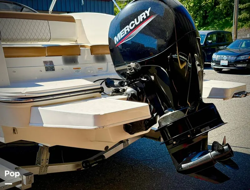 Slide: The Image of Bayliner DX2200 2020 - 15795227