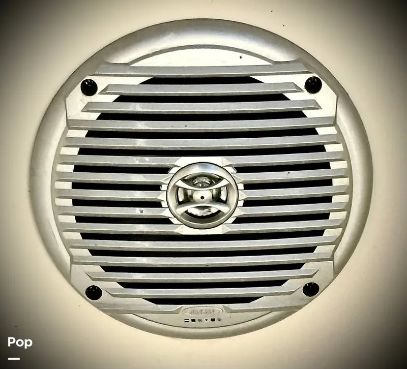 Slide: The Image of Bayliner DX 2000 2021 - 15794862