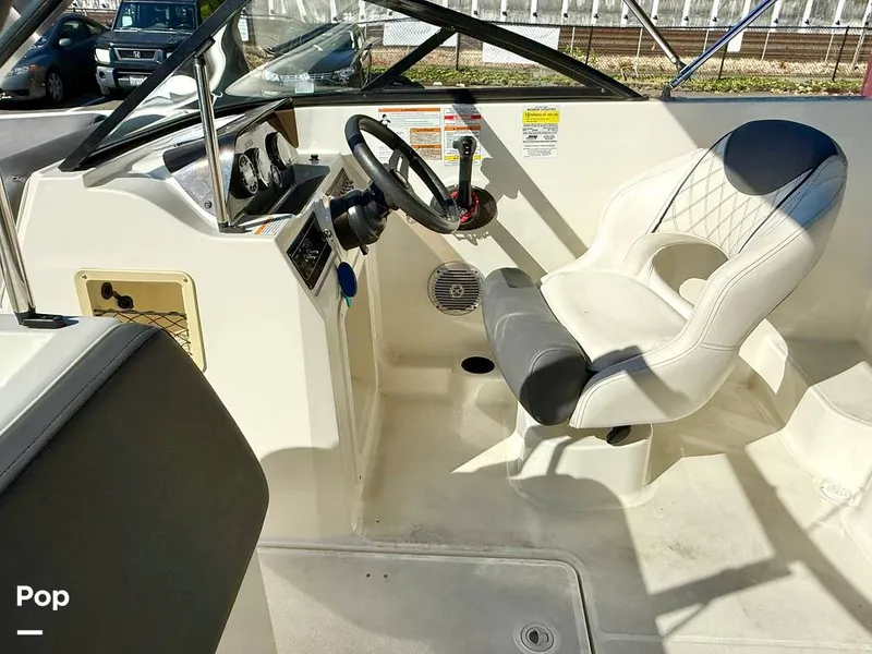 Slide: The Image of Bayliner DX 2000 2021 - 15794871