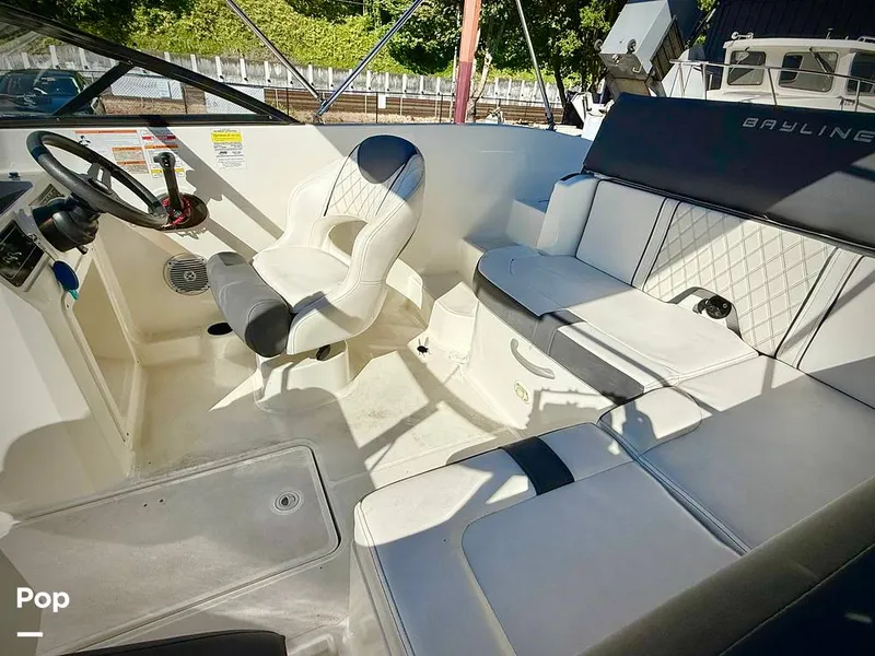 Slide: The Image of Bayliner DX 2000 2021 - 15794872