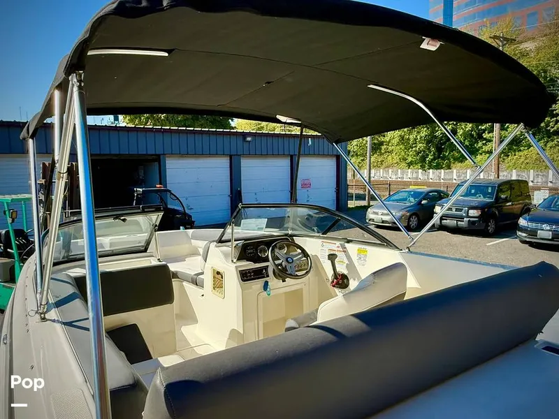 Slide: The Image of Bayliner DX 2000 2021 - 15794877