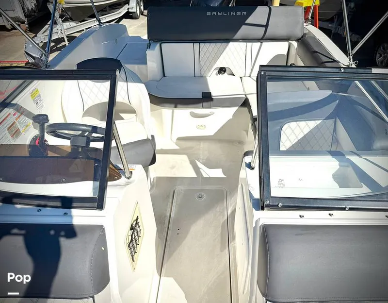 Slide: The Image of Bayliner DX 2000 2021 - 15794892