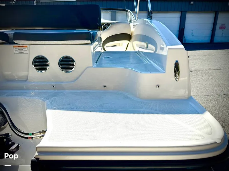 Slide: The Image of Bayliner DX 2000 2021 - 15794935