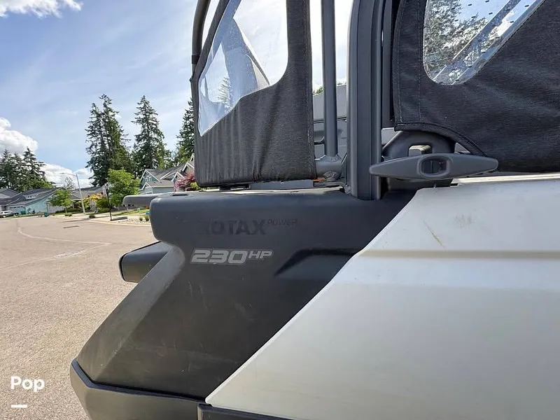 Slide: The Image of Sea-Doo Switch Sport 21 2022 - 15680107