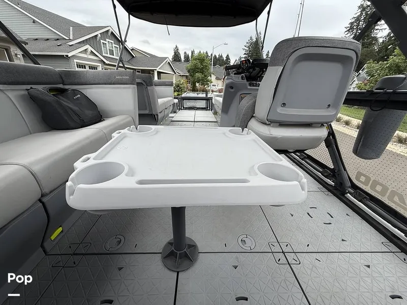 Slide: The Image of Sea-Doo Switch Sport 21 2022 - 15728040