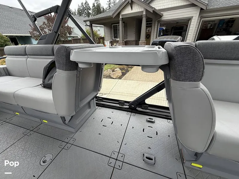 Slide: The Image of Sea-Doo Switch Sport 21 2022 - 15728046