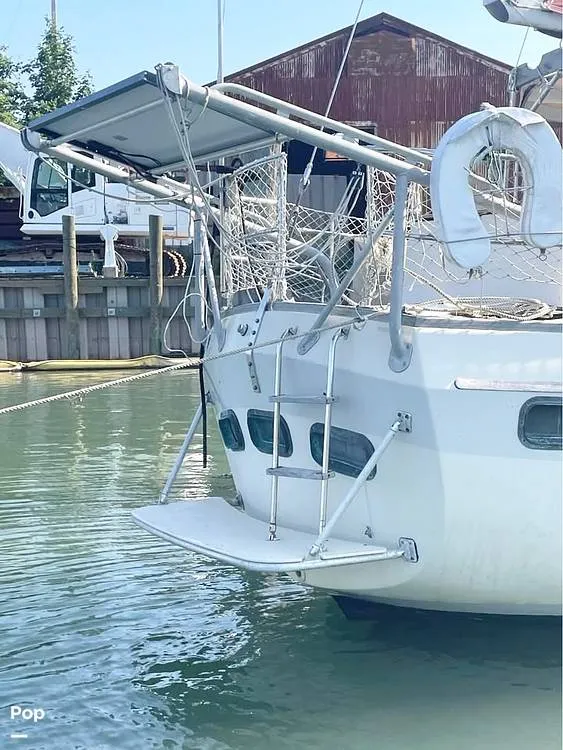 Slide: The Image of Swim Platform - 15636748