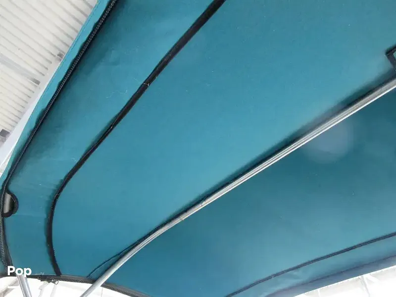 Slide: The Image of Sea Ray 390 Express Cruiser 1989 - 15640973