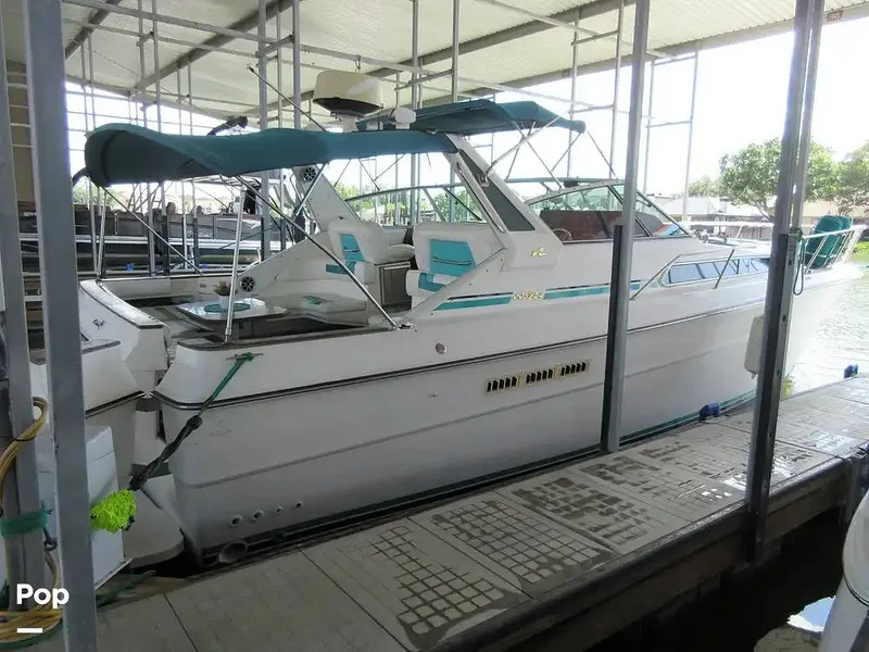 Slide: The Image of Sea Ray 390 Express Cruiser 1989 - 15641000