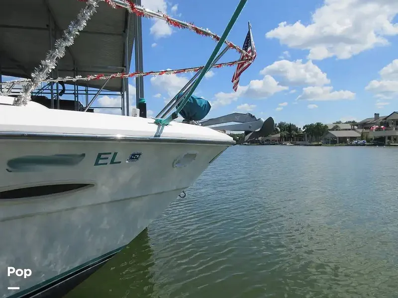 Slide: The Image of Sea Ray 390 Express Cruiser 1989 - 15641017