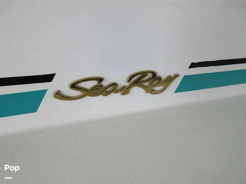 Slide: The Image of Sea Ray 390 Express Cruiser 1989 - 15641037