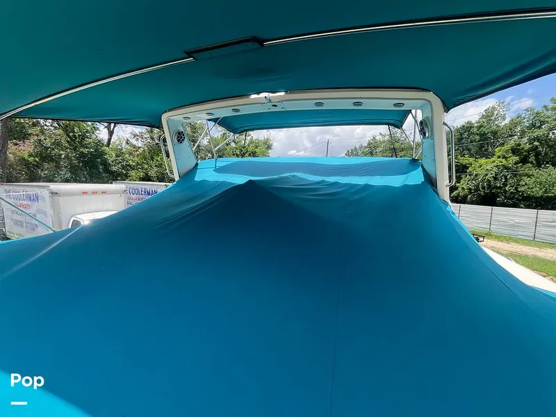 Slide: The Image of Sea Ray 390 Express Cruiser 1989 - 15664590