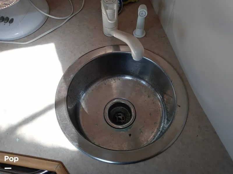 Slide: The Image of Cruisers Yachts 3375 Rogue 1996 - 15673243