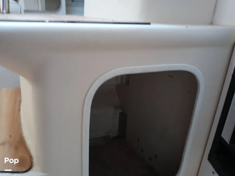 Slide: The Image of Cruisers Yachts 3375 Rogue 1996 - 15673252