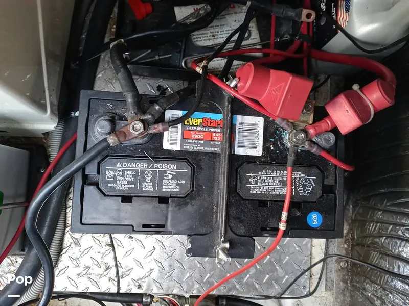 Slide: The Image of Cruisers Yachts 3375 Rogue 1996 - 15673278