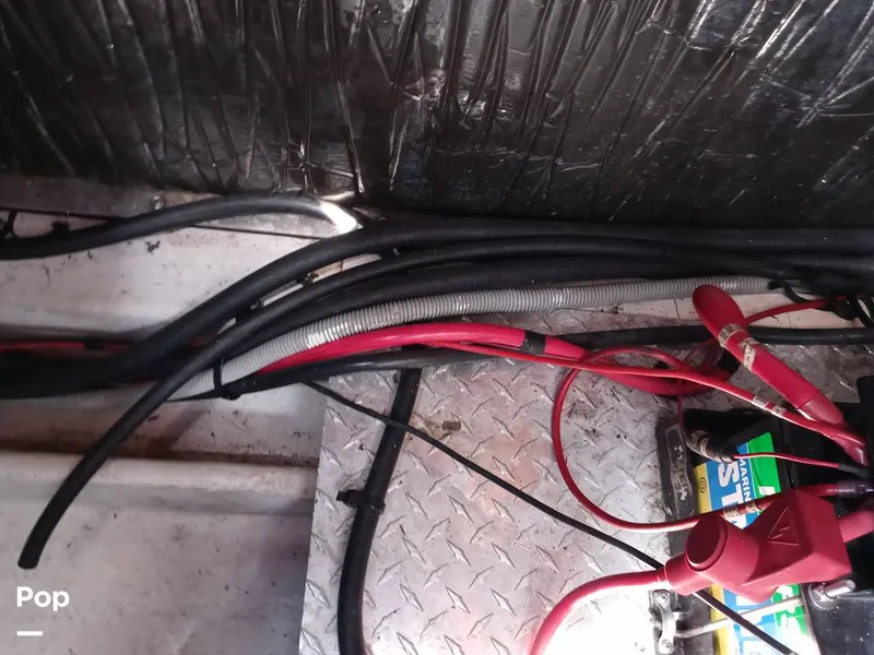 Slide: The Image of Cruisers Yachts 3375 Rogue 1996 - 15673282