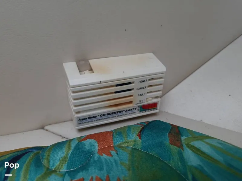 Slide: The Image of Cruisers Yachts 3375 Rogue 1996 - 15673177