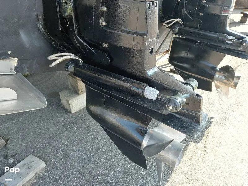 Slide: The Image of Cruisers Yachts 3375 Rogue 1996 - 15673204