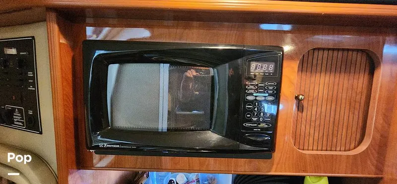 Slide: The Image of Rinker Fiesta Vee 270 2004 - 15688195