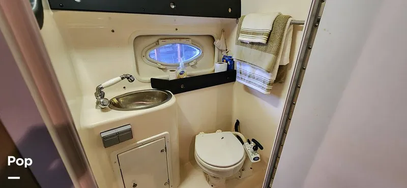 Slide: The Image of Rinker Fiesta Vee 270 2004 - 15688204