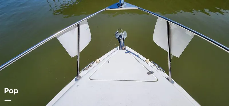 Slide: The Image of Rinker Fiesta Vee 270 2004 - 15688205