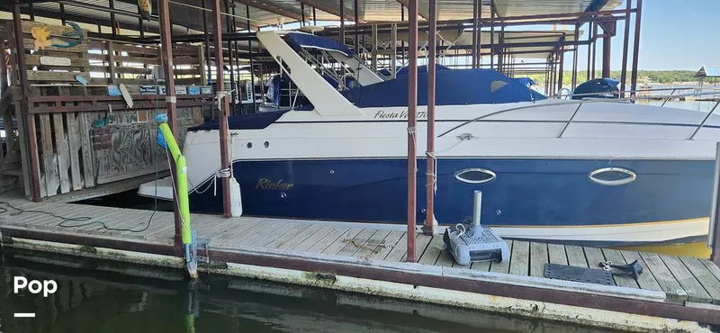 Slide: The Image of Rinker Fiesta Vee 270 2004 - 15688092