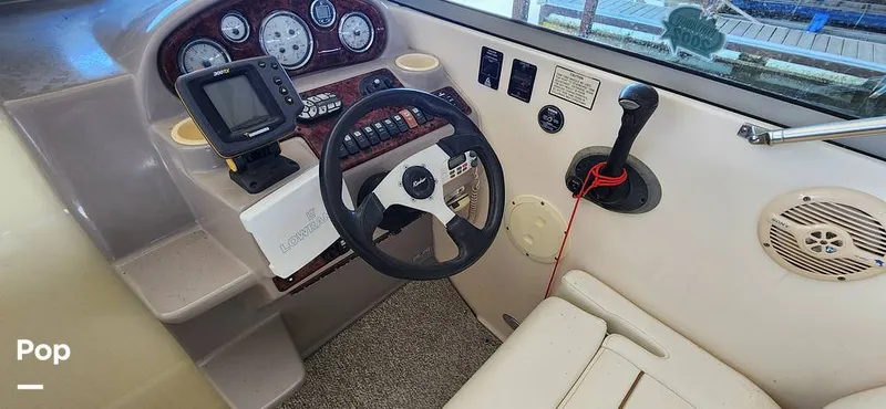 Slide: The Image of Rinker Fiesta Vee 270 2004 - 15688111