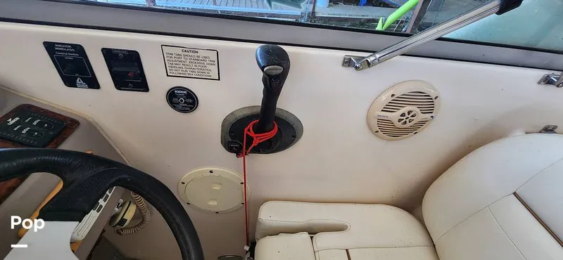 Slide: The Image of Rinker Fiesta Vee 270 2004 - 15688118