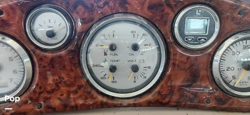 Slide: The Image of Rinker Fiesta Vee 270 2004 - 15688119