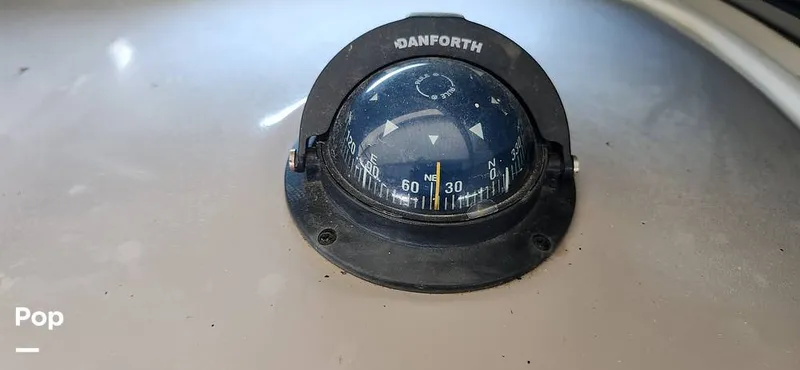 Slide: The Image of Rinker Fiesta Vee 270 2004 - 15688133