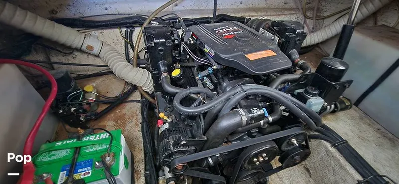 Slide: The Image of Rinker Fiesta Vee 270 2004 - 15688136