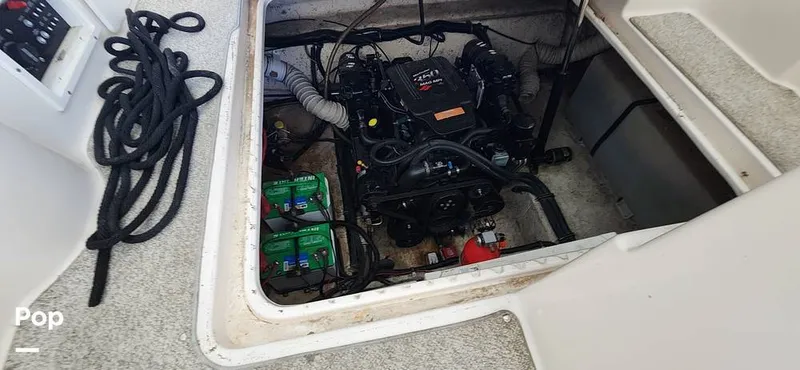 Slide: The Image of Rinker Fiesta Vee 270 2004 - 15688137