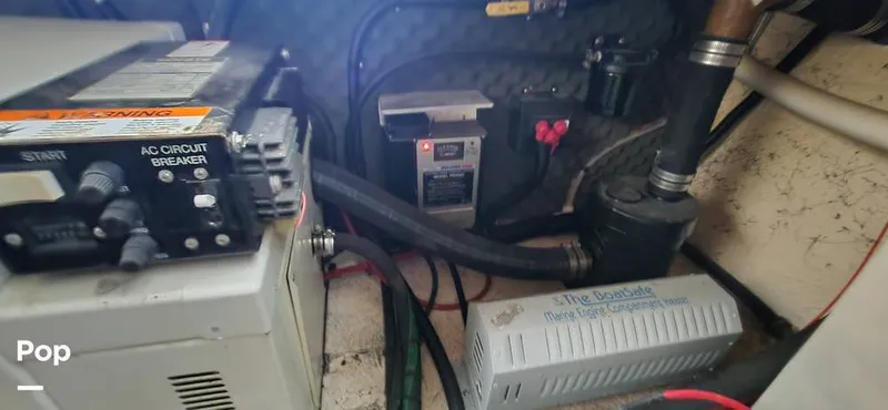 Slide: The Image of Rinker Fiesta Vee 270 2004 - 15688142