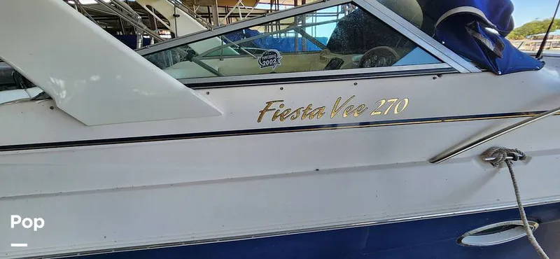 Slide: The Image of Rinker Fiesta Vee 270 2004 - 15688174