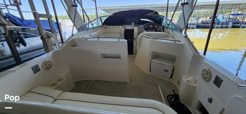 Slide: The Image of Rinker Fiesta Vee 270 2004 - 15688179