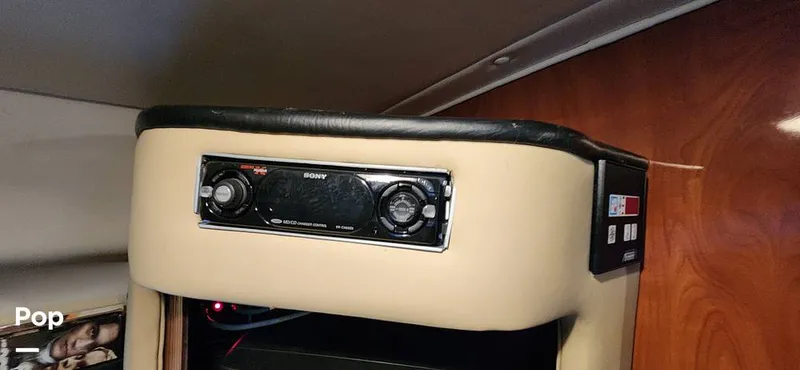 Slide: The Image of Rinker Fiesta Vee 270 2004 - 15688185