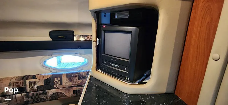 Slide: The Image of Rinker Fiesta Vee 270 2004 - 15688186