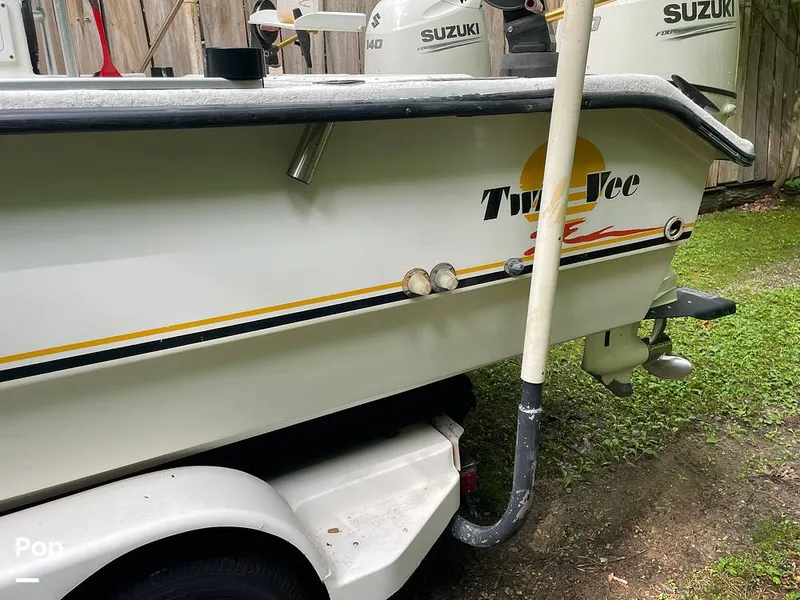 Slide: The Image of Twin Vee 22 Awesome 1999 - 15653356