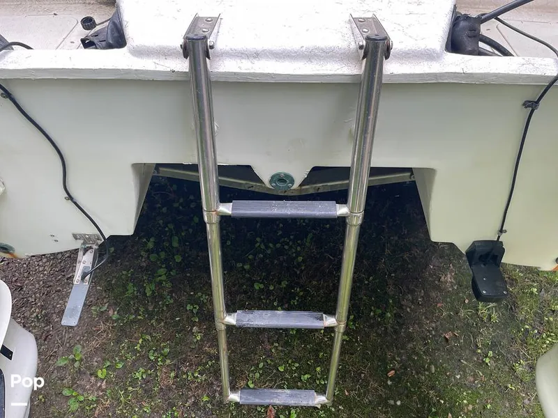 Slide: The Image of Twin Vee 22 Awesome 1999 - 15653388