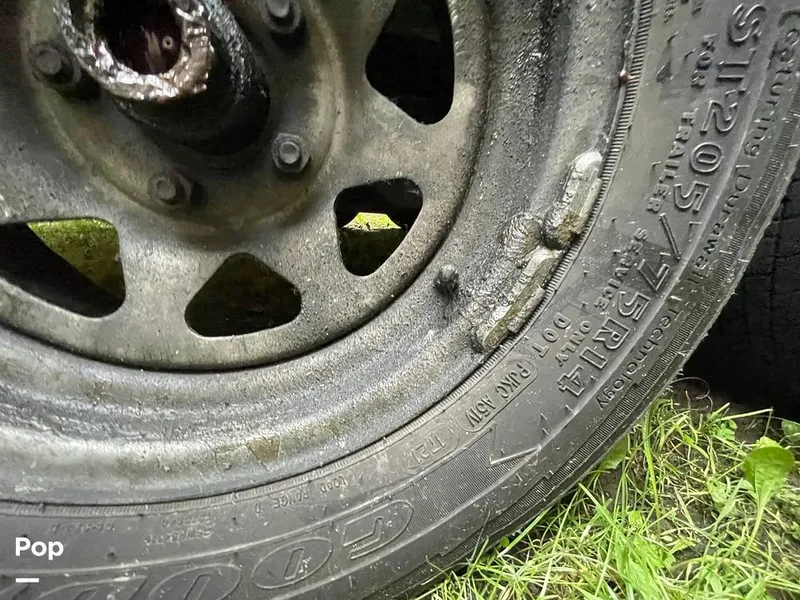 Slide: The Image of Twin Vee 22 Awesome 1999 - 15653416