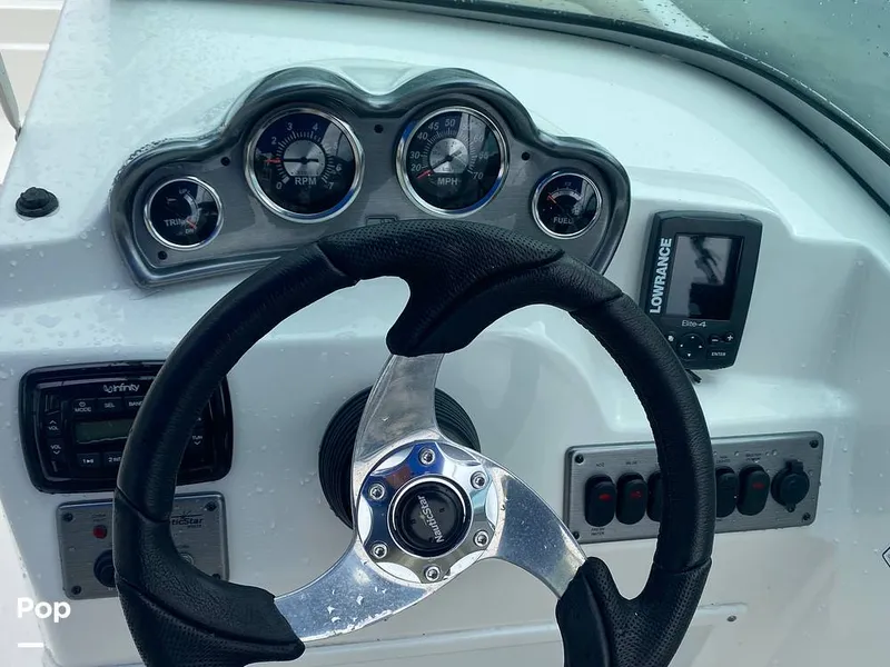 Slide: The Image of NauticStar 223 DC 2015 - 15654775