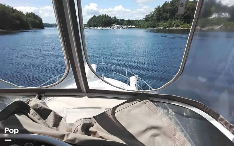 Slide: The Image of Sea Ray 400 Sedan Bridge 1998 - 15623471