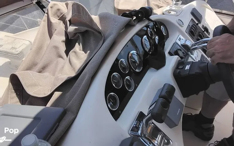 Slide: The Image of Sea Ray 400 Sedan Bridge 1998 - 15623455